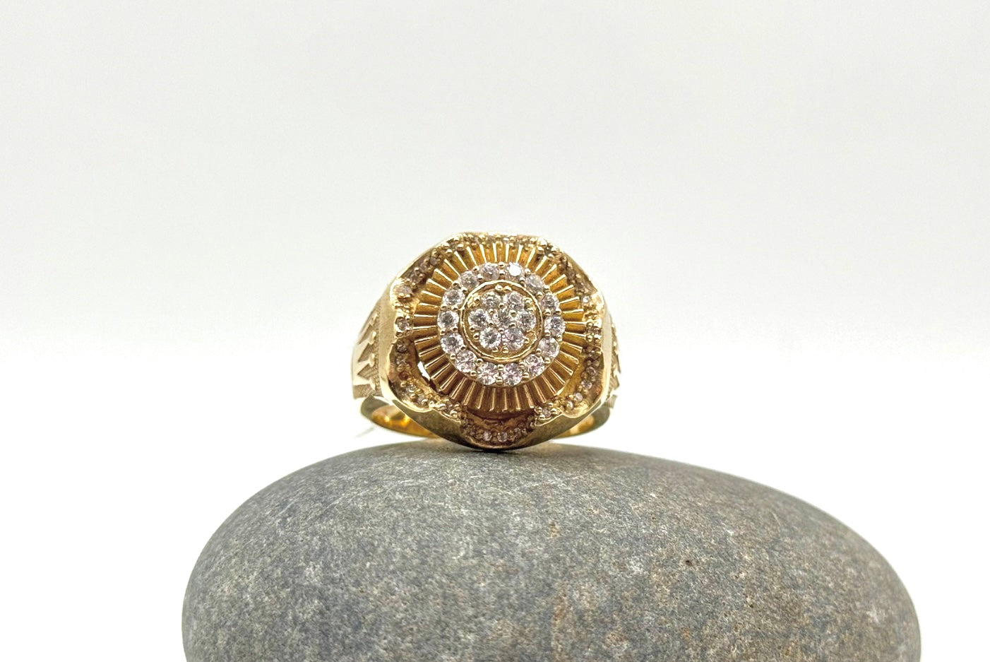 Royalty Ring - Strong Symbol