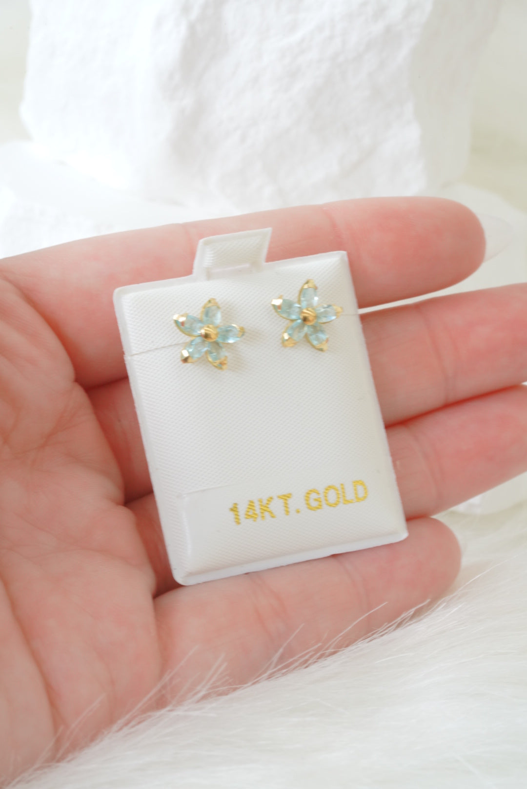 14k Baby Earrings - Sweet Flower