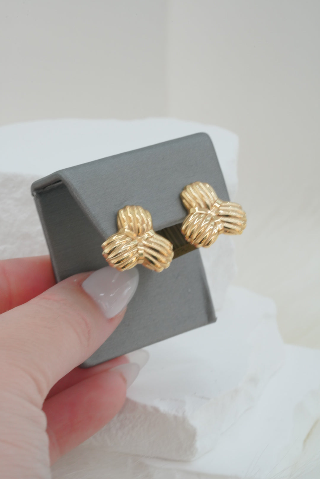 14k Earrings - Lined Three Way