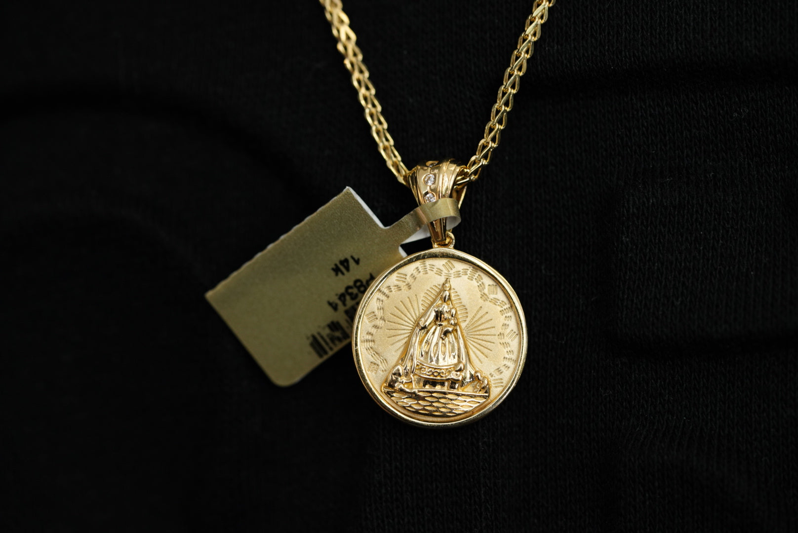 14k Caridad del Cobre Pendant with Chain