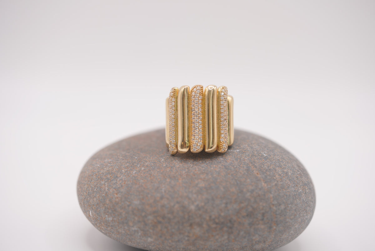 10k Women’s Ring - Shiny Row