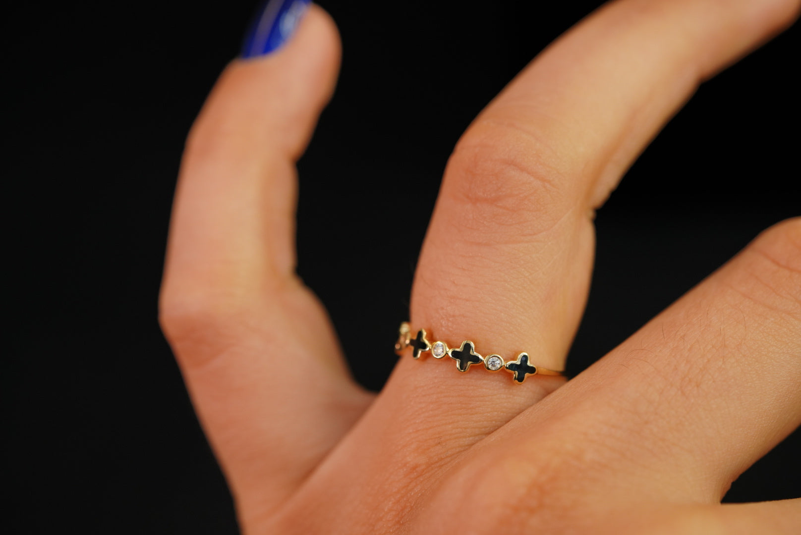 14k Black Flowers Ring