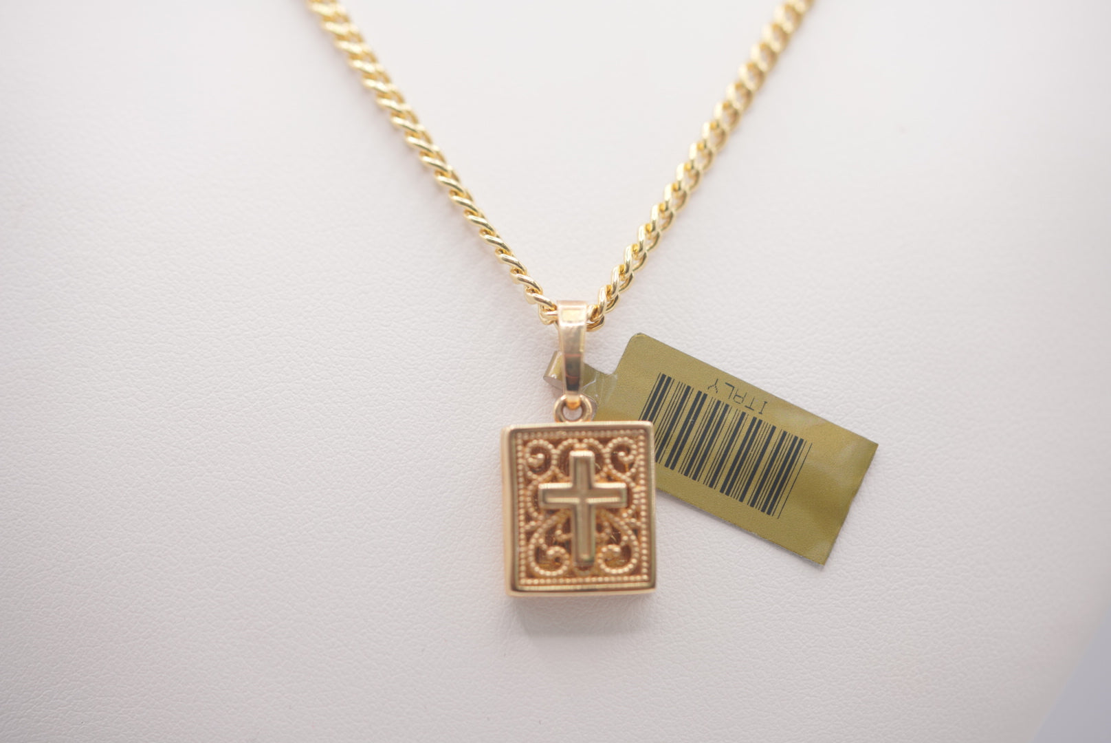 14k Cuban Link Chain with Pendant - Praise The Lord
