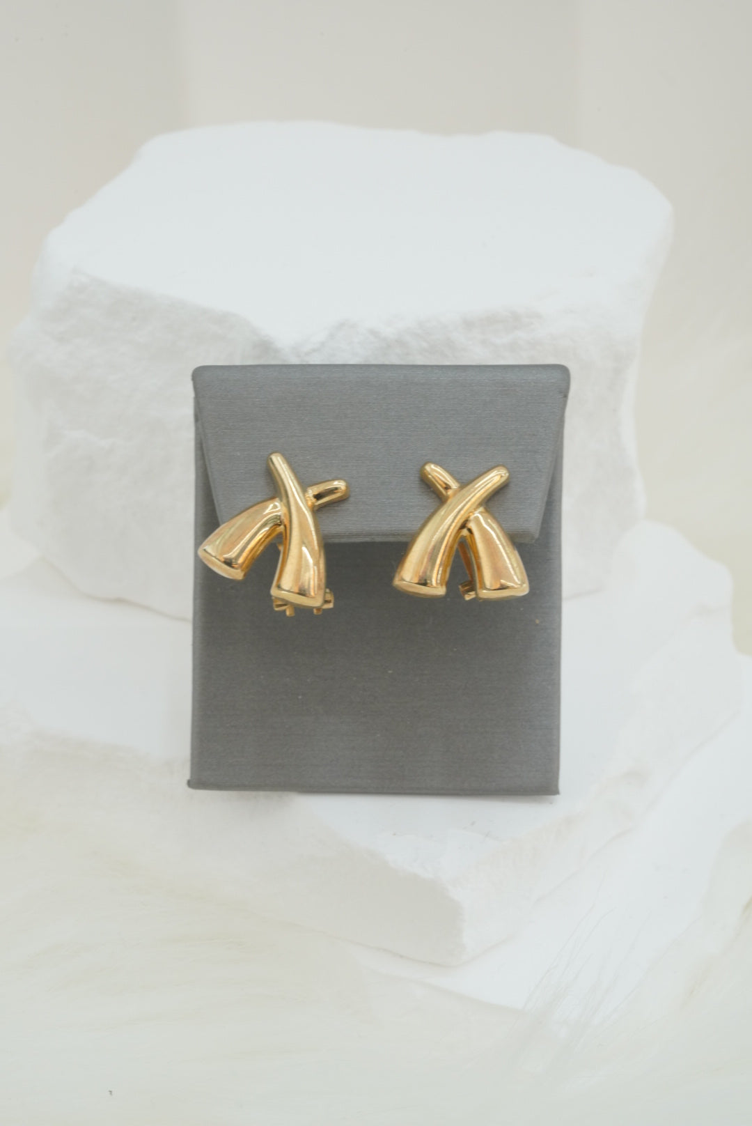 10k Earrings - Bold X