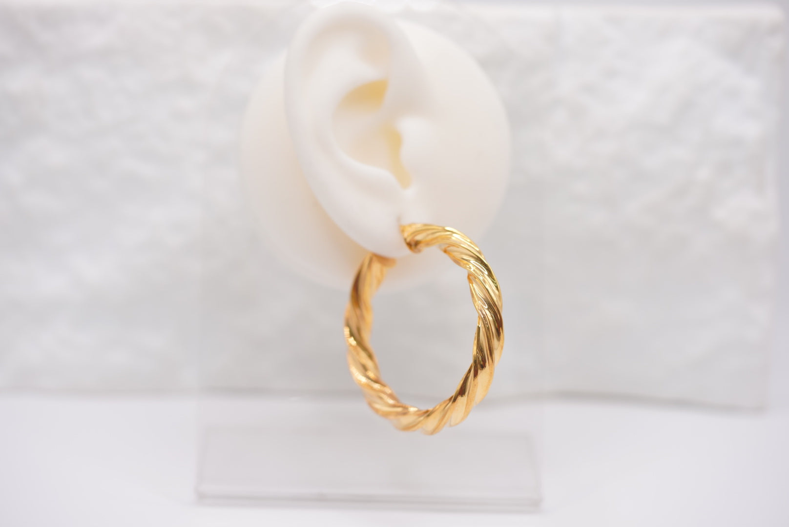 10k Hoop Earrings - Velvet Shine