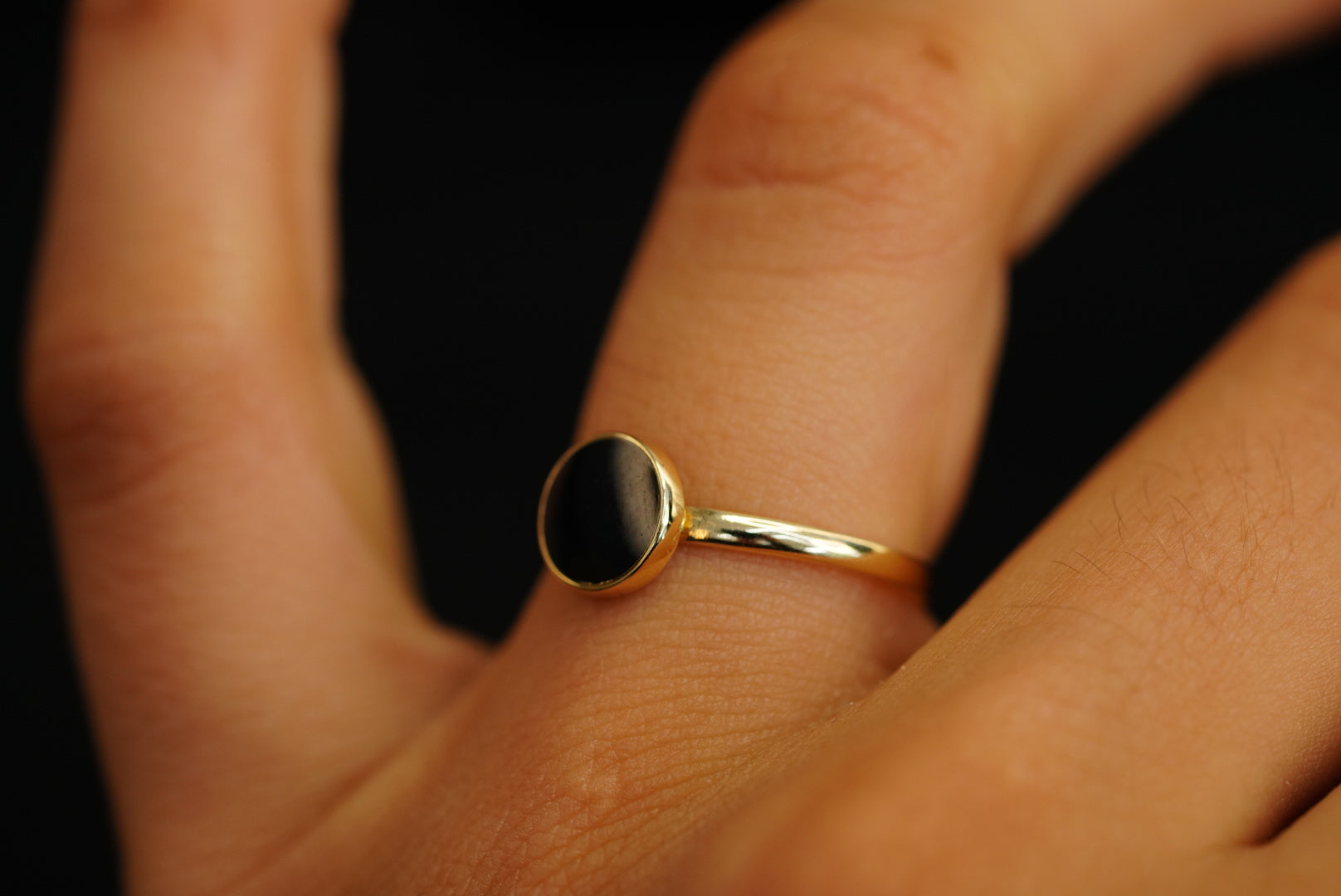 14k Black Circle Ring New