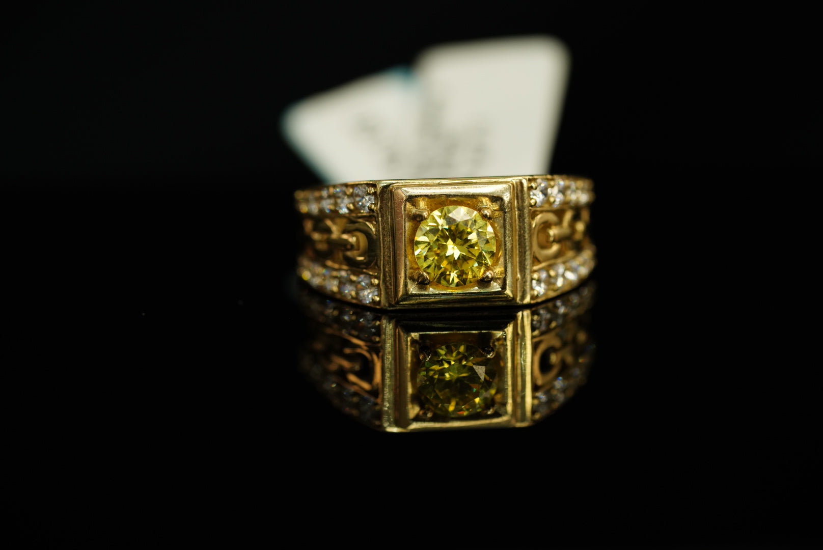 10k Rectangular with Yellow Crystal Inside Ring