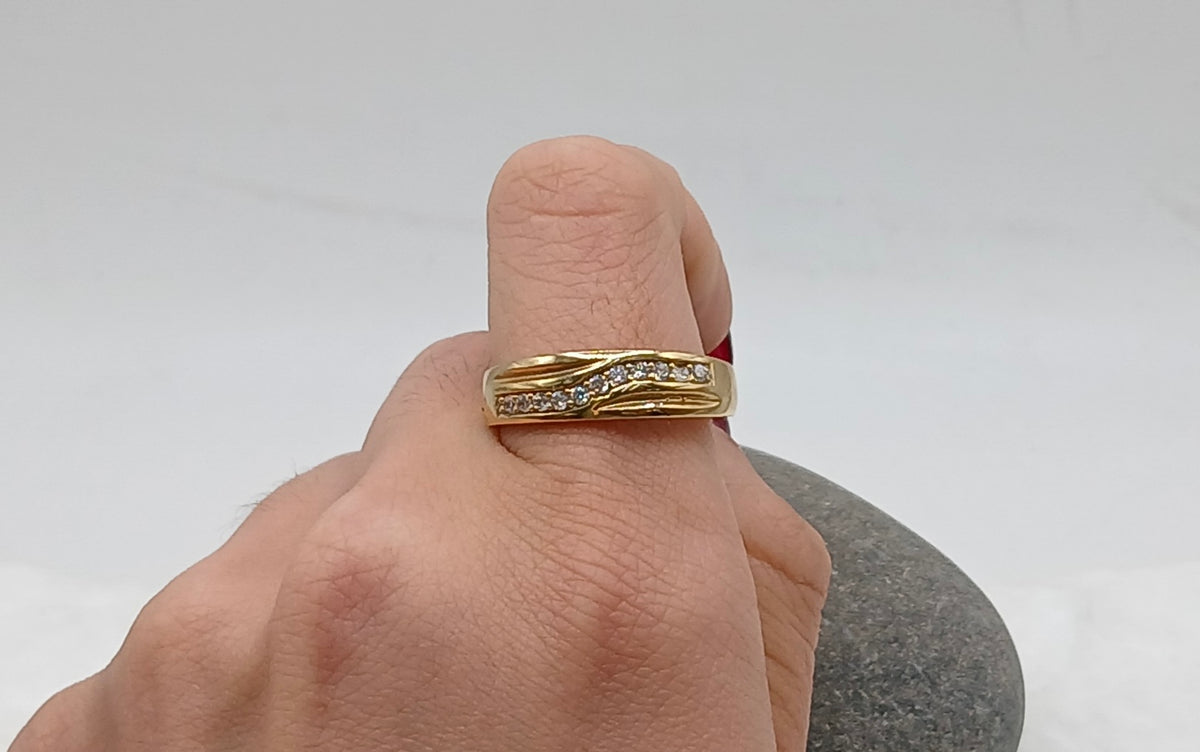 14k Alliance Ring - Golden Simplicity