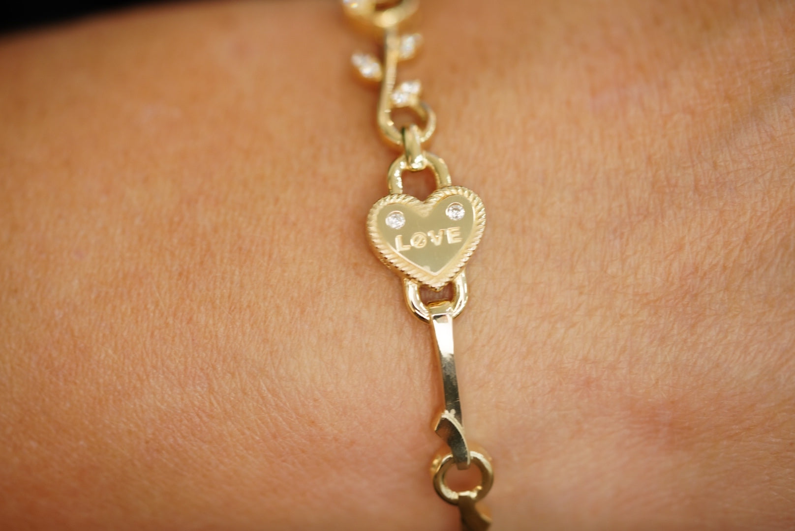 14k Heart Love Bangle Bracelet