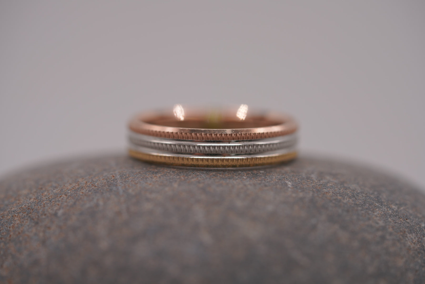 14k Alliance Ring - Tri Color Gold