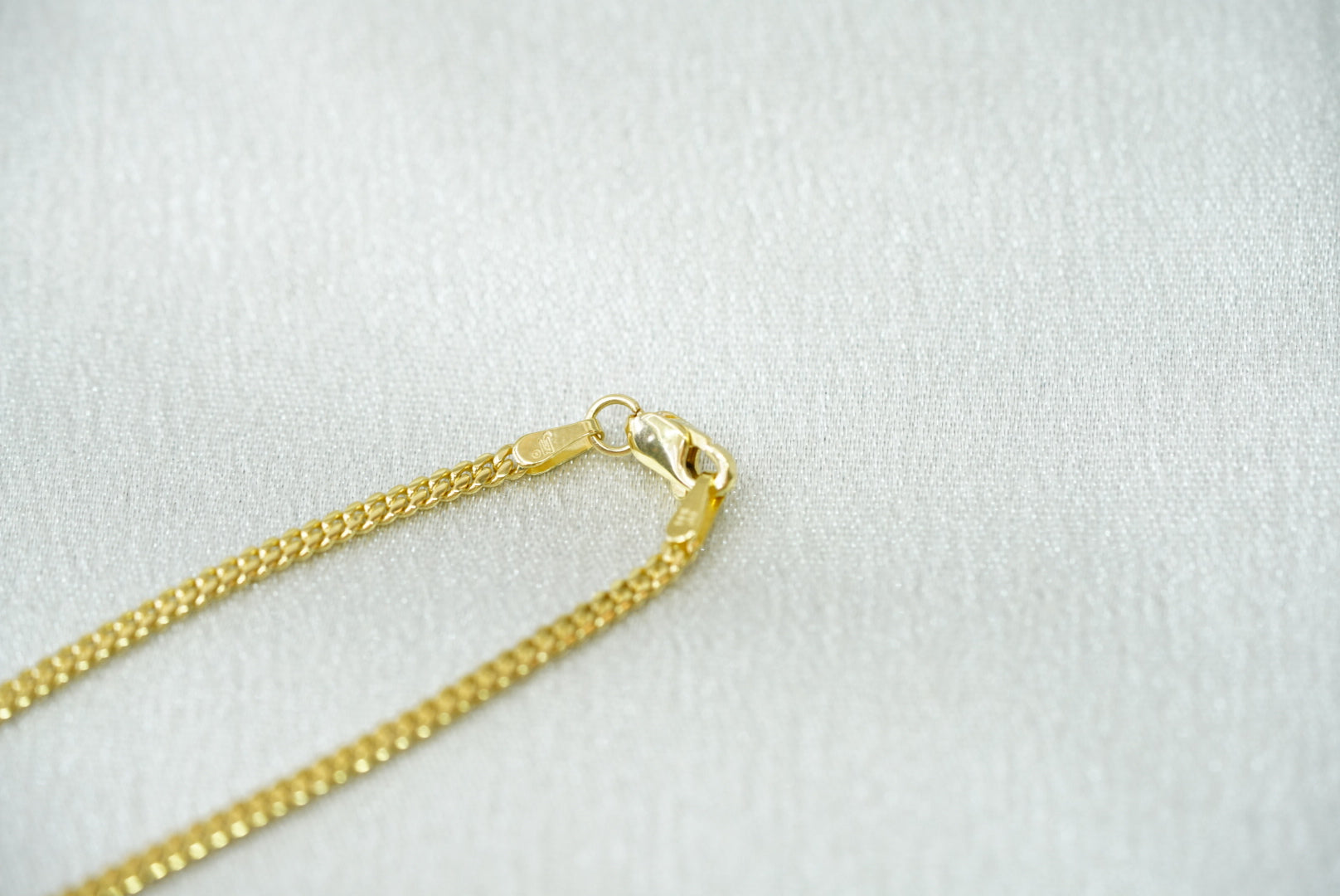 10k/14k Solid Chain - 2mm Cuban Link