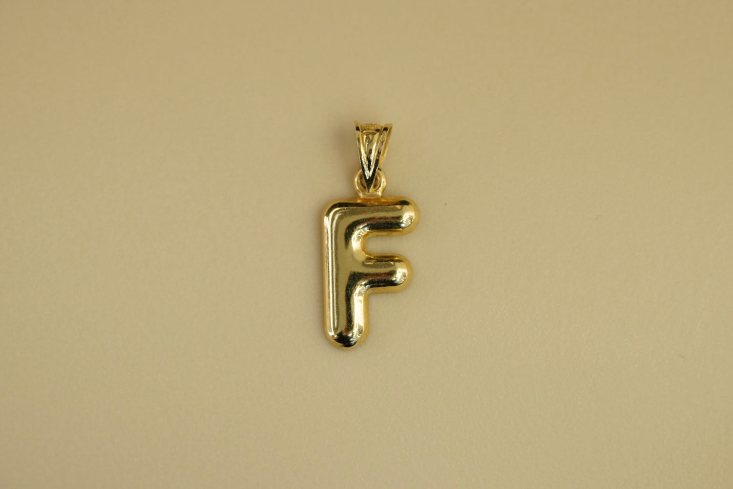 10k Chubby Initial Pendant