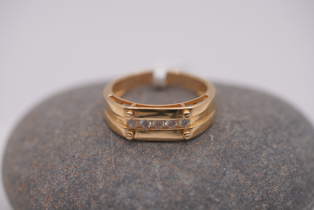 14k Alliance Ring - Elegant Design