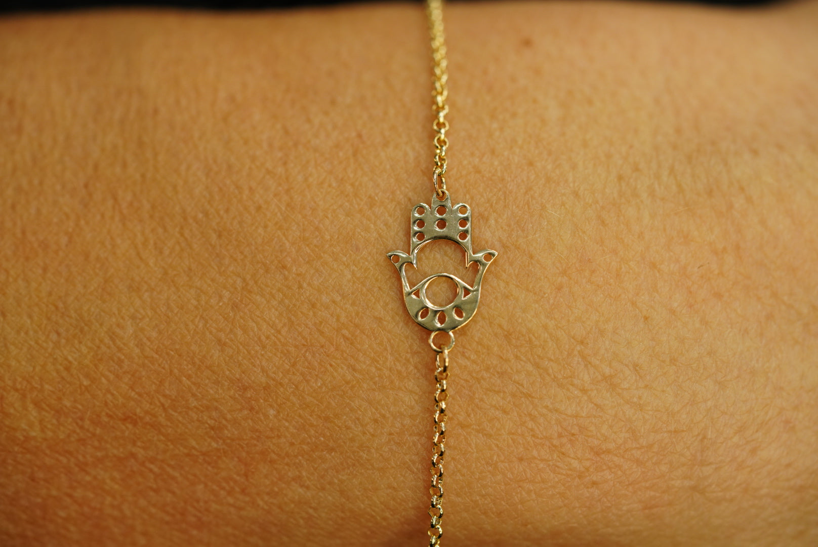 14k Hamsa Hand Bracelet