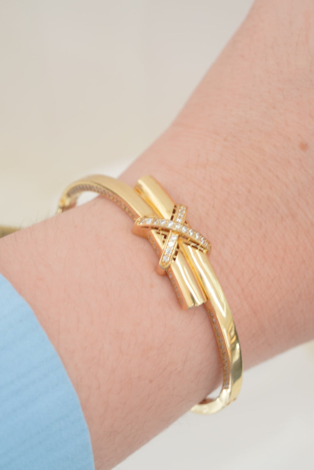 14k Bangle - X Style