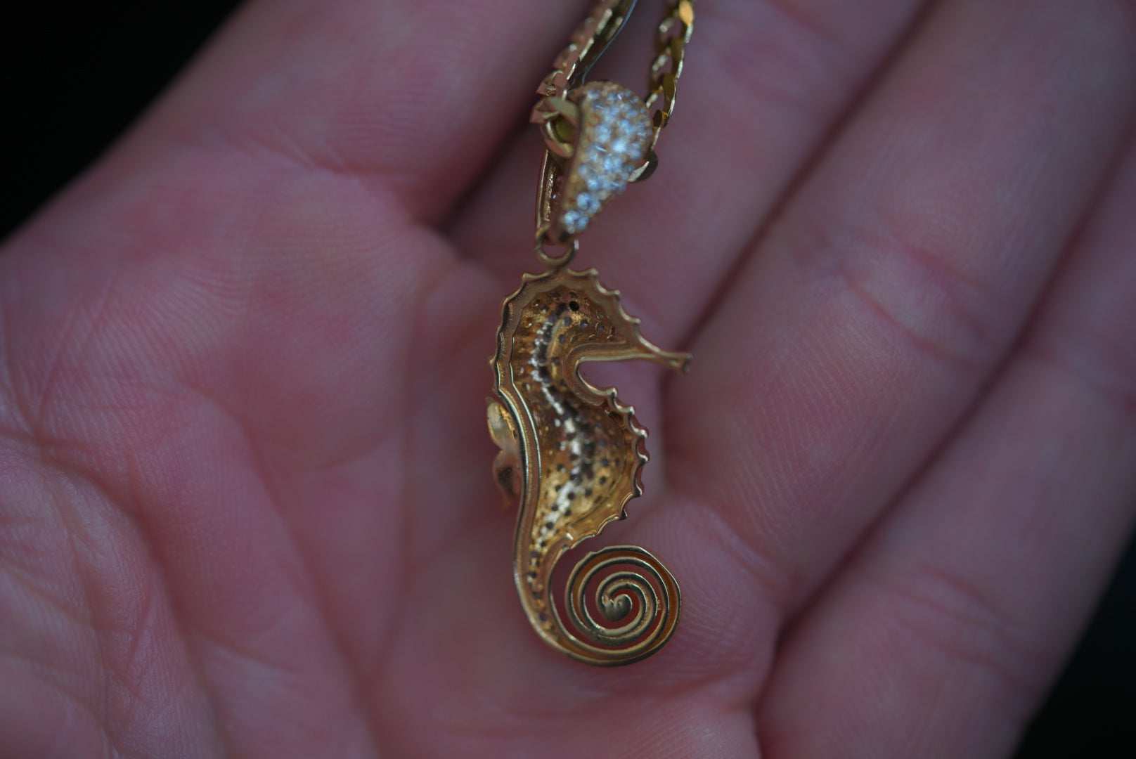14k Pendant - Little Seahorse