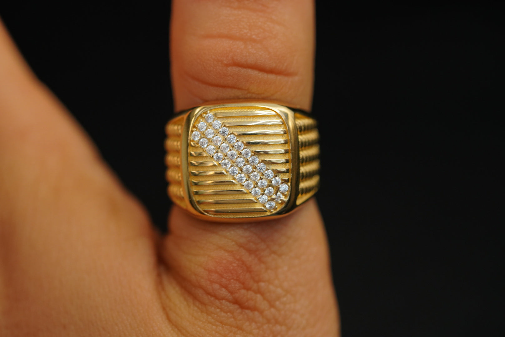 14k Three Crystal Lines Ring