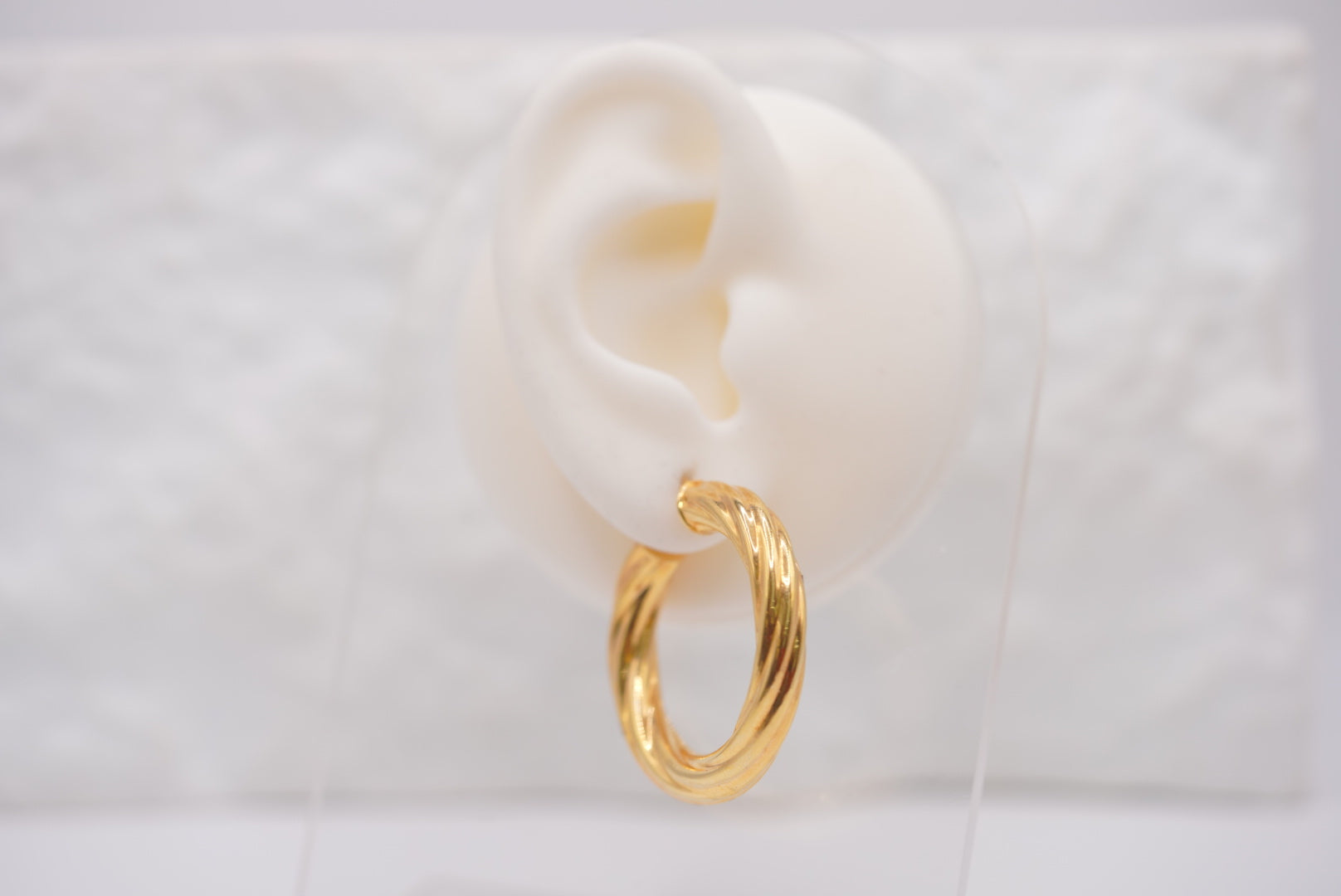 14k Hoop Earrings - Pure Radiance
