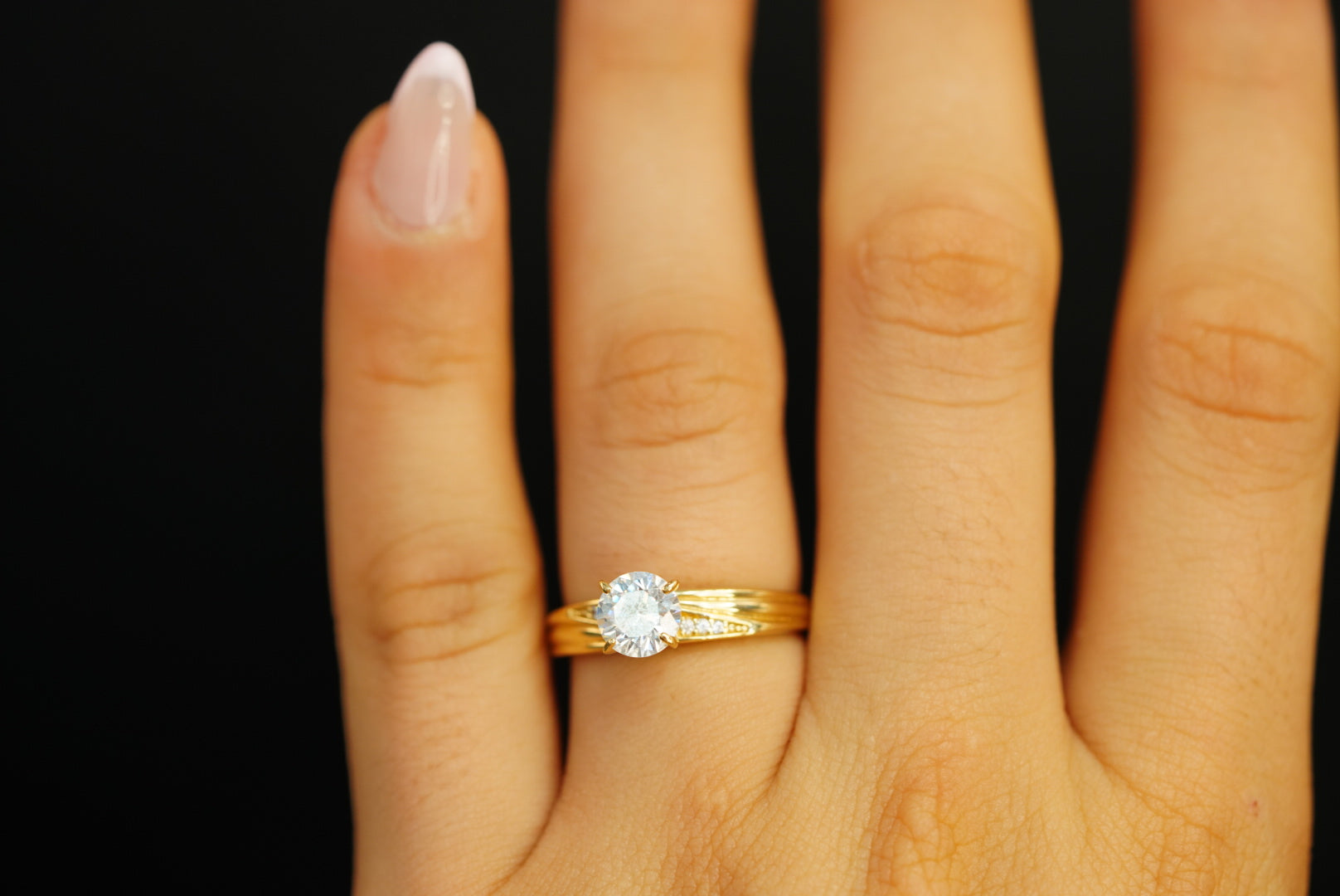 14k Crystal with Lines Engagement Ring