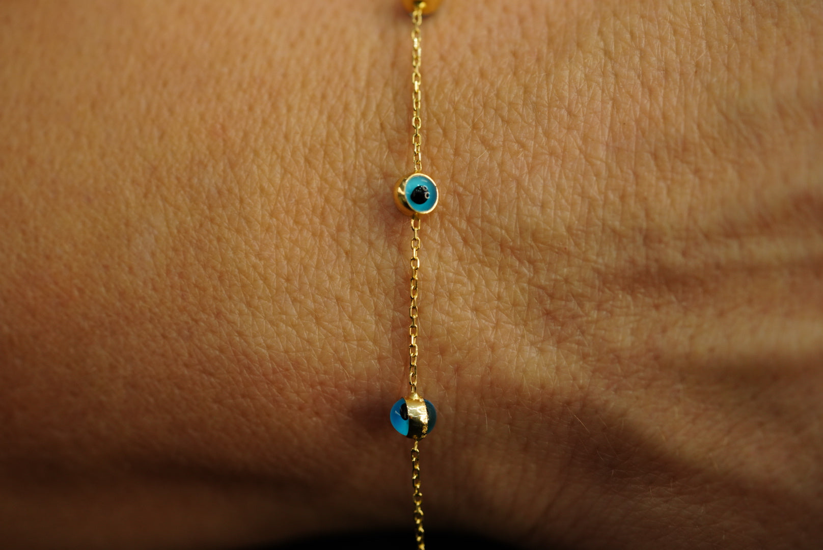 14k Eyes Bracelet