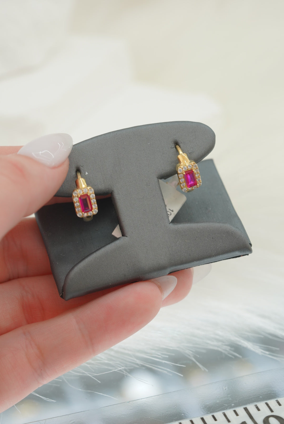 10k Hoops - Red Crystal