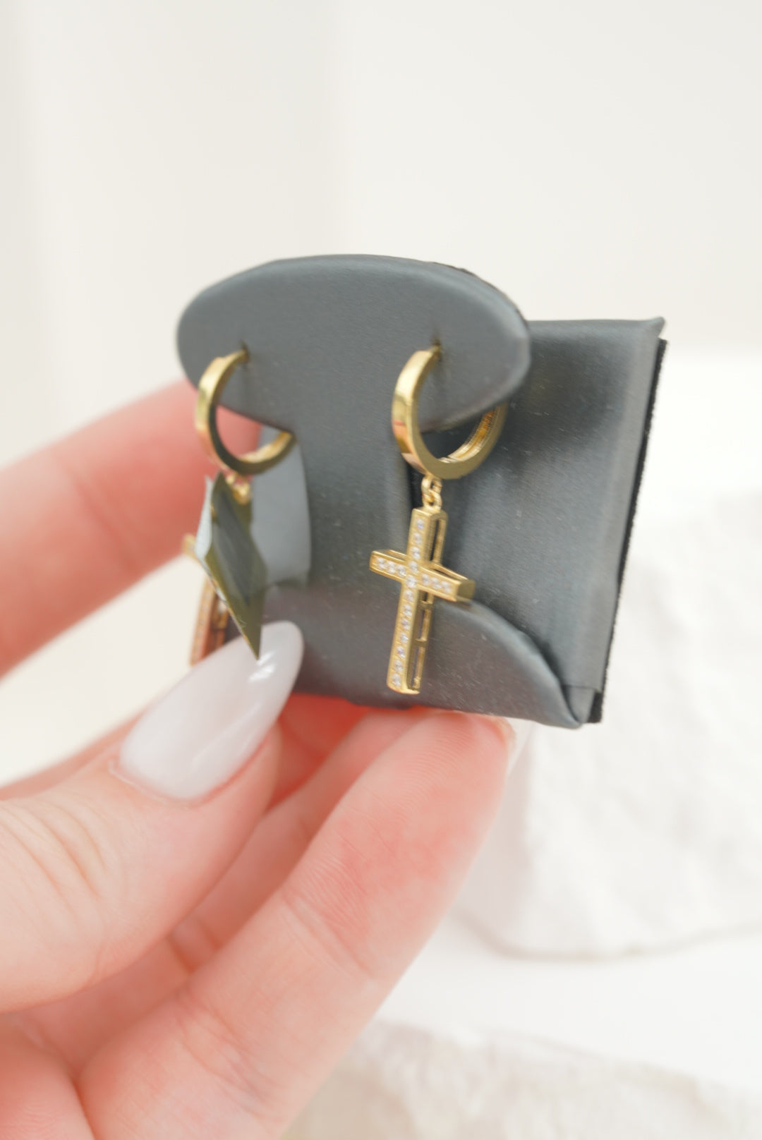14k Hoops - Shining Crosses