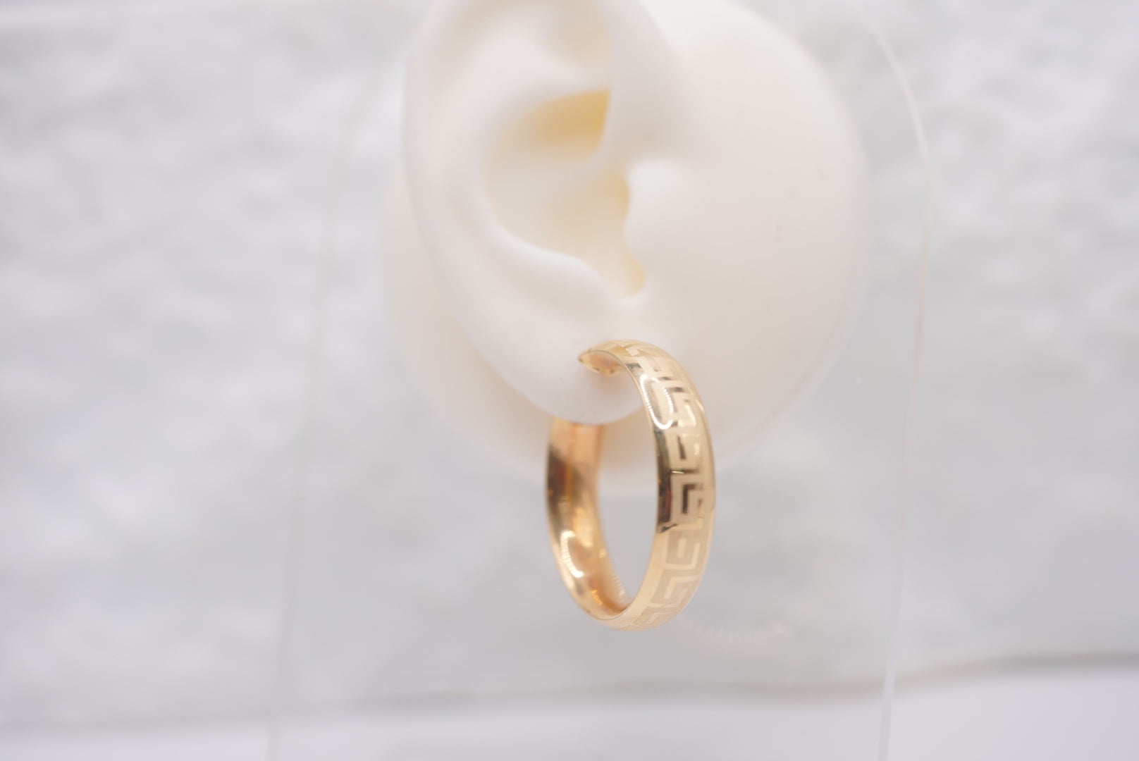 14k Hoop Earrings - Bold Frame