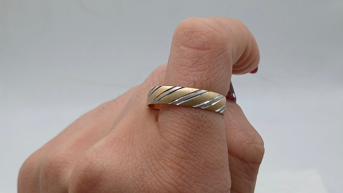 14k Alliance Ring - Shiny Love