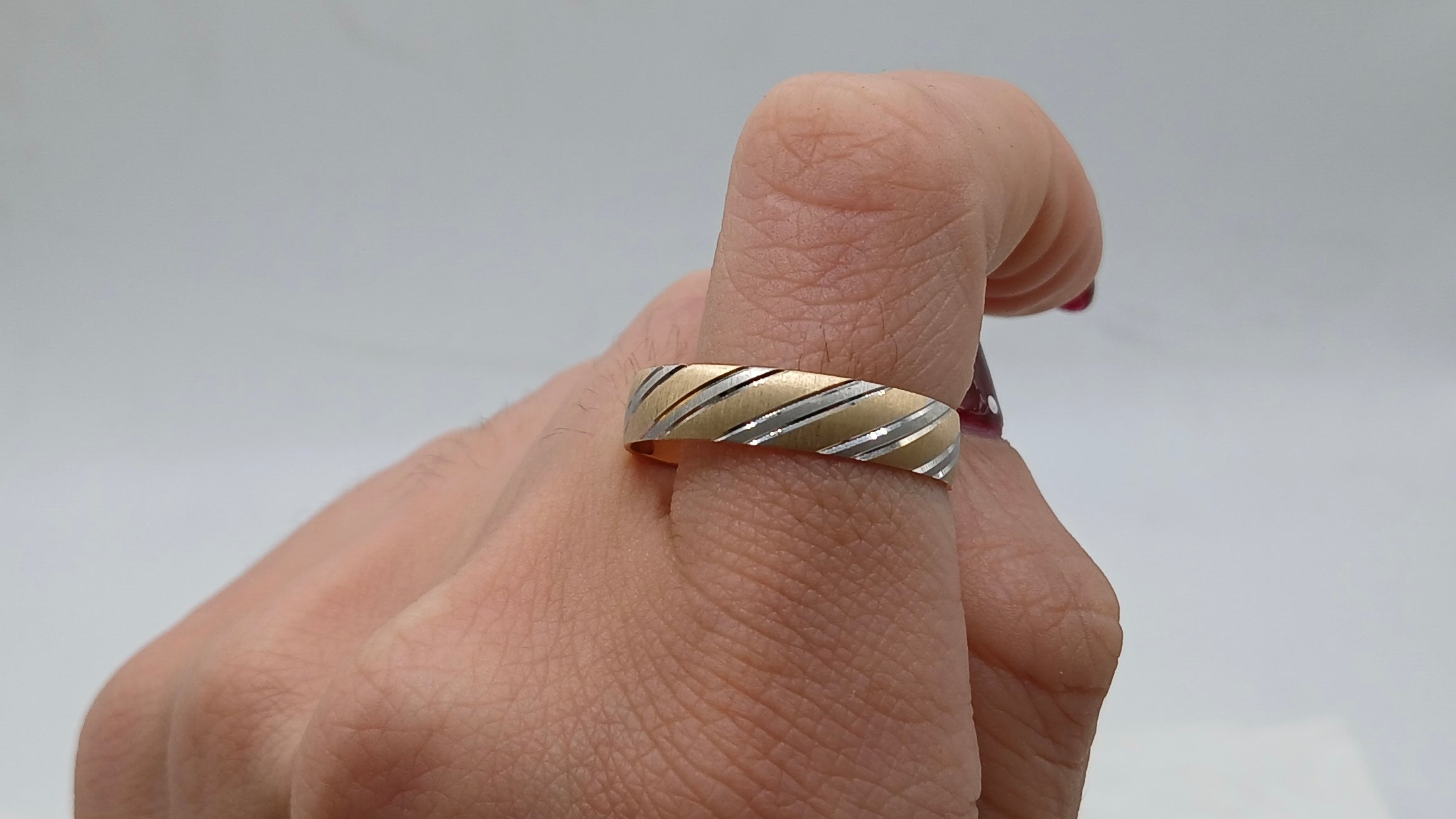 14k Alliance Ring - Shiny Love