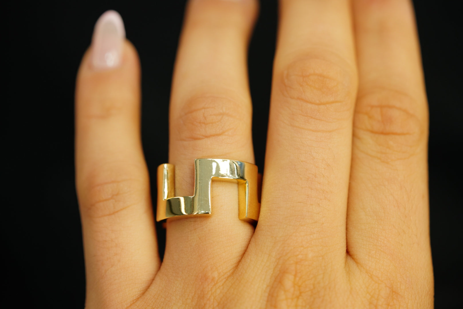 10k Abstract Ring