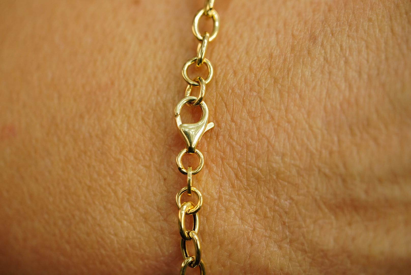 14k Clip Bracelet