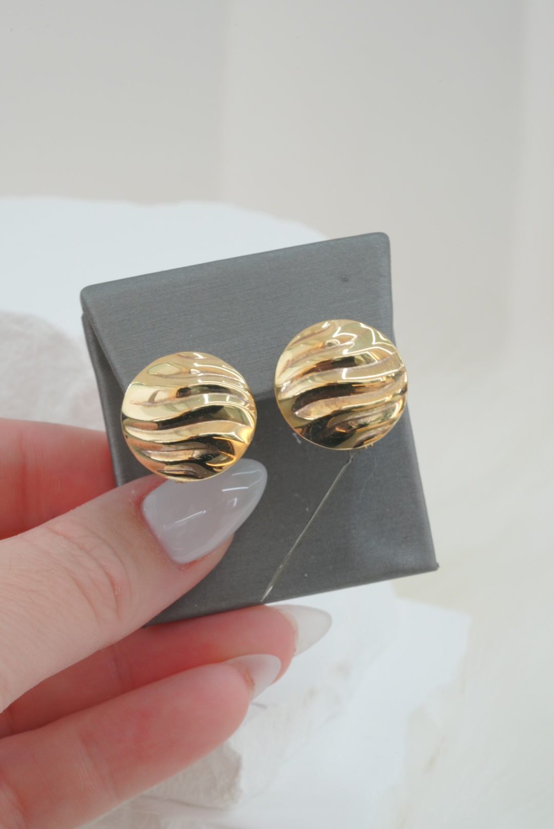 14k Earrings - Wavy Balls