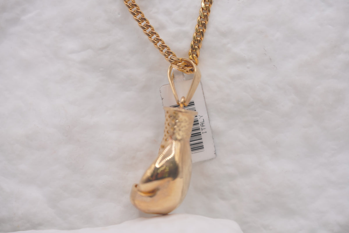 10k Men’s Pendant - Boxing Flex