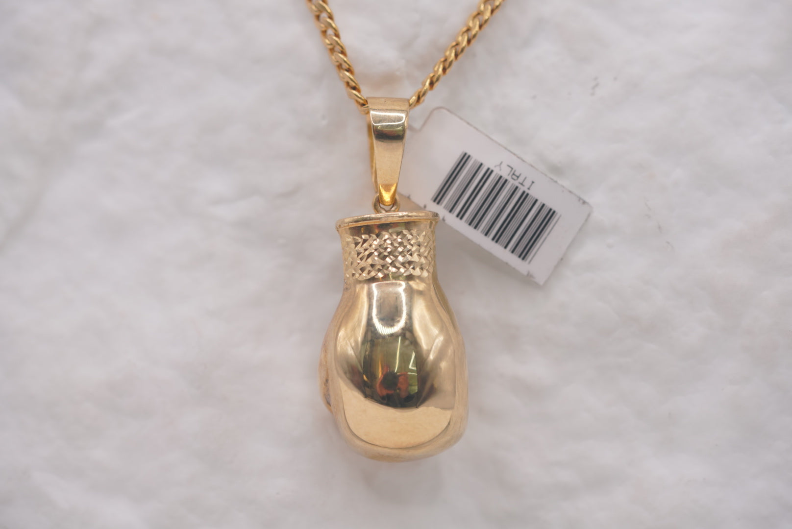 10k Men’s Pendant - Boxing Flex