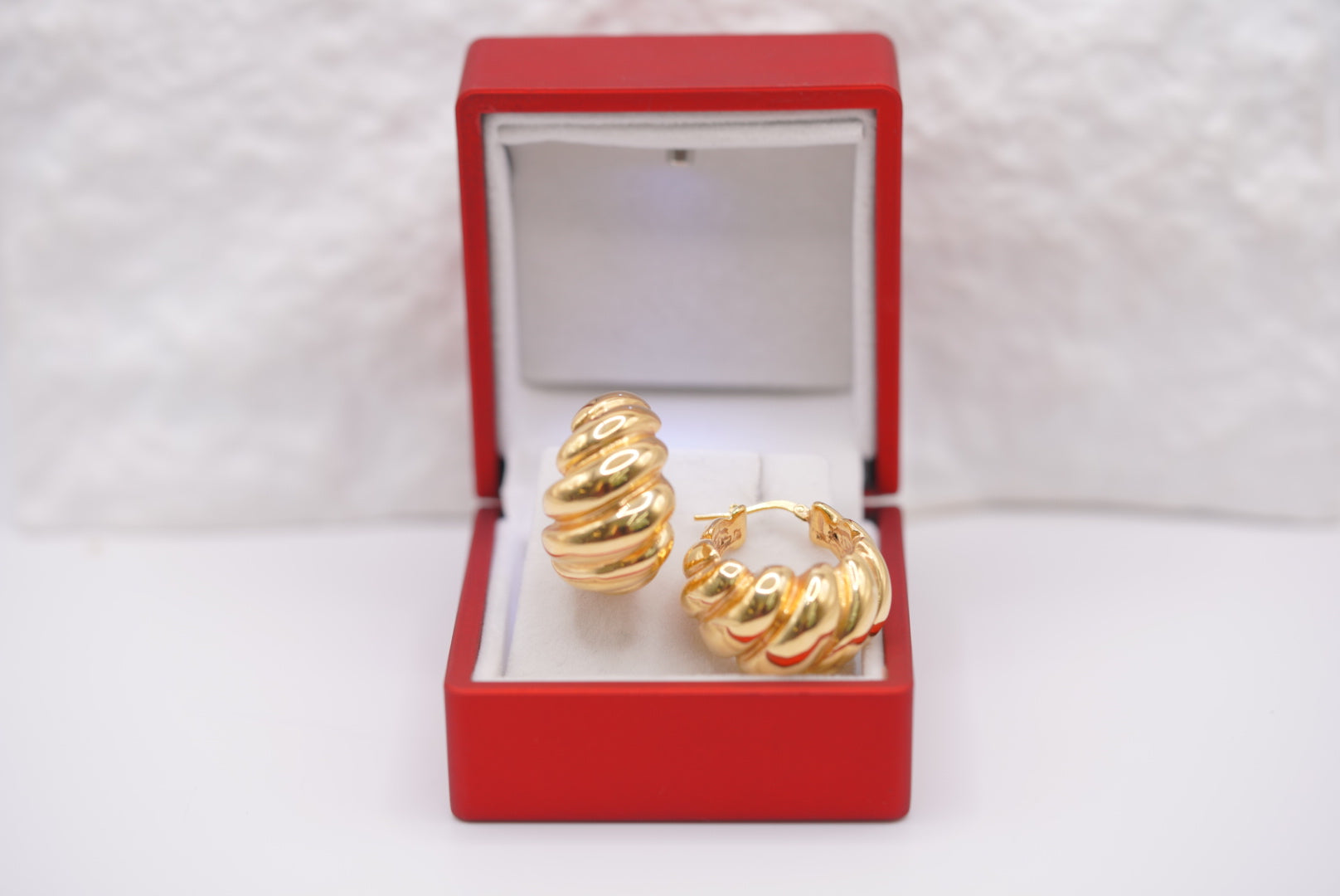 14k Hoop Earrings - Chic Orbit