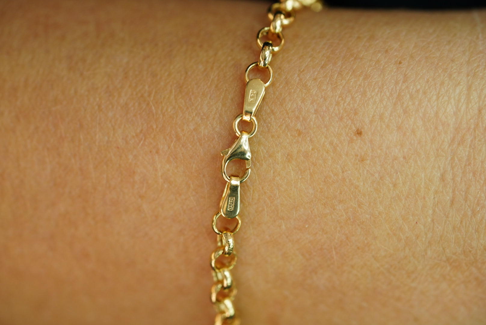 14k Rolo Heart Bracelet