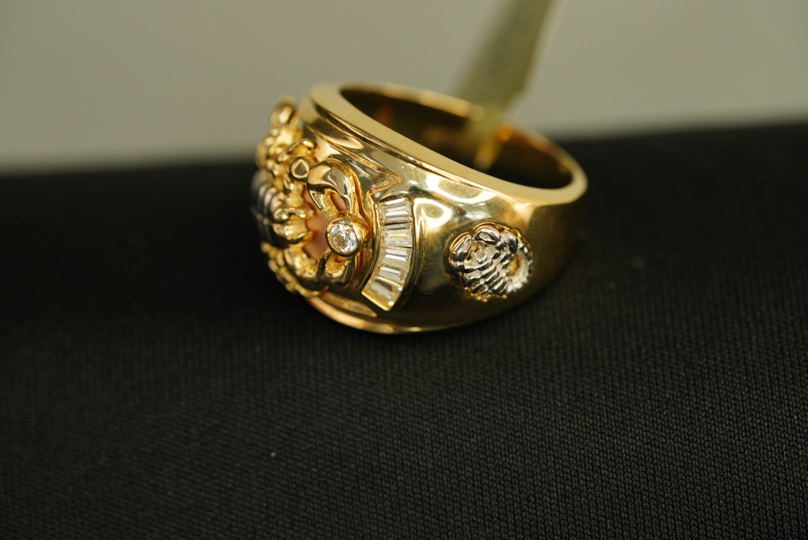 14k Scorpio White, Pink and Gold Ring