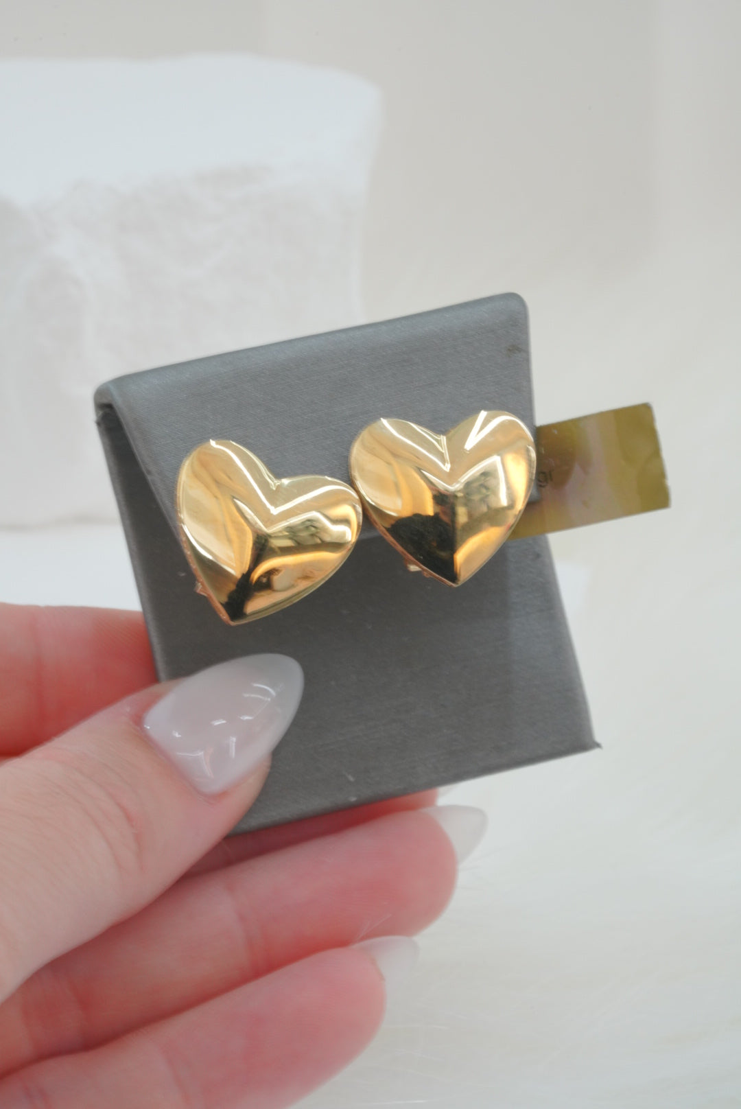 14k  Earrings - Bold Hearts