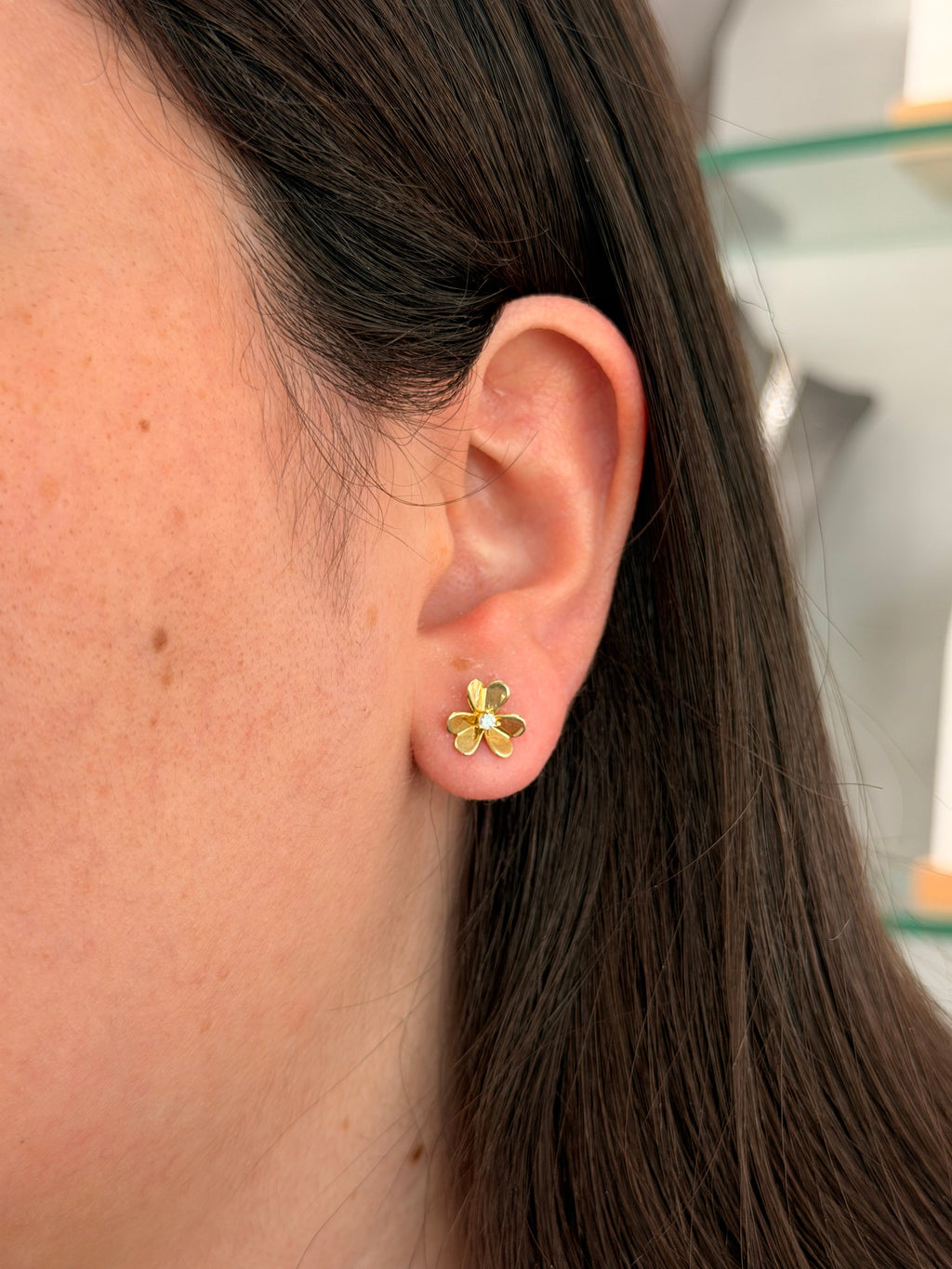 10k Earring - Flower Dot