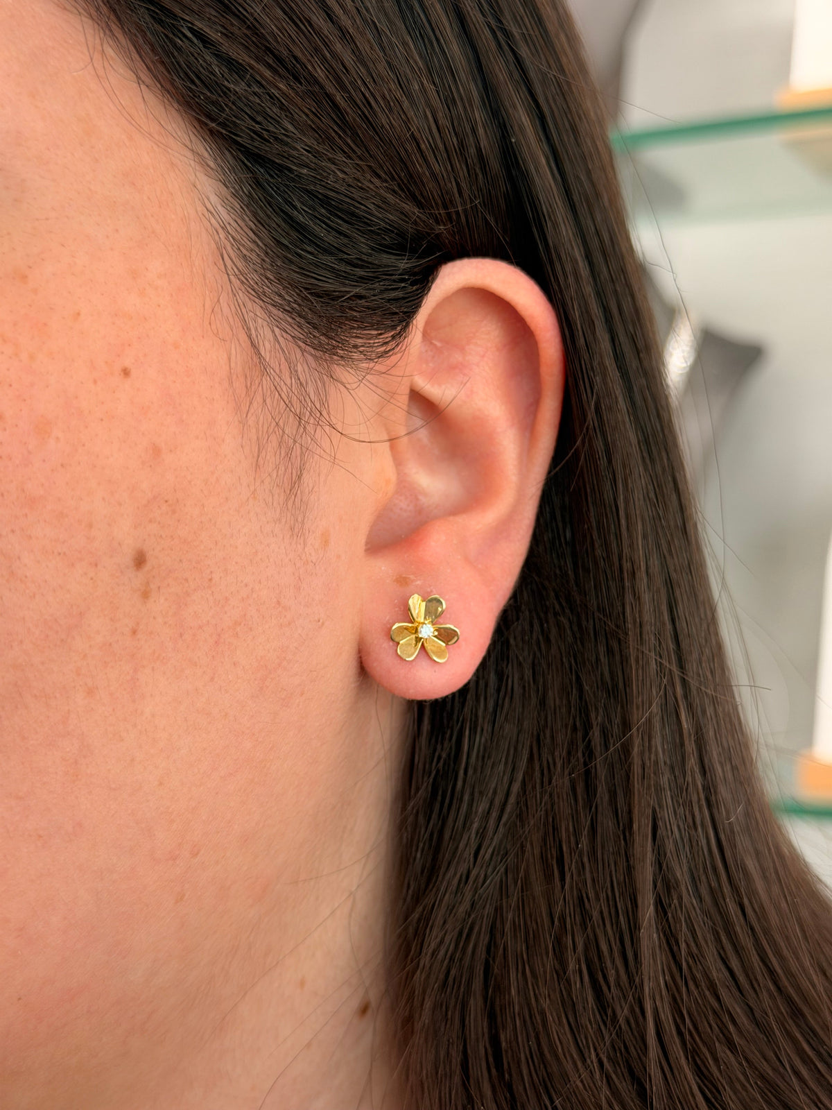 10k Earring - Flower Dot