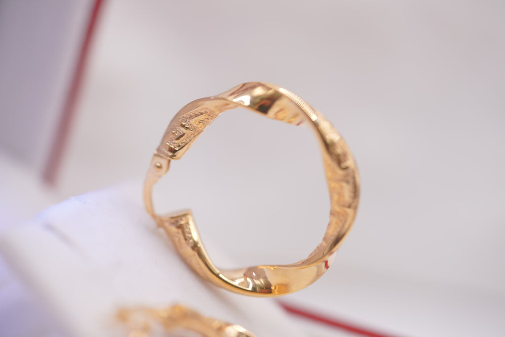 14k Hoop Earrings - Classic Curve