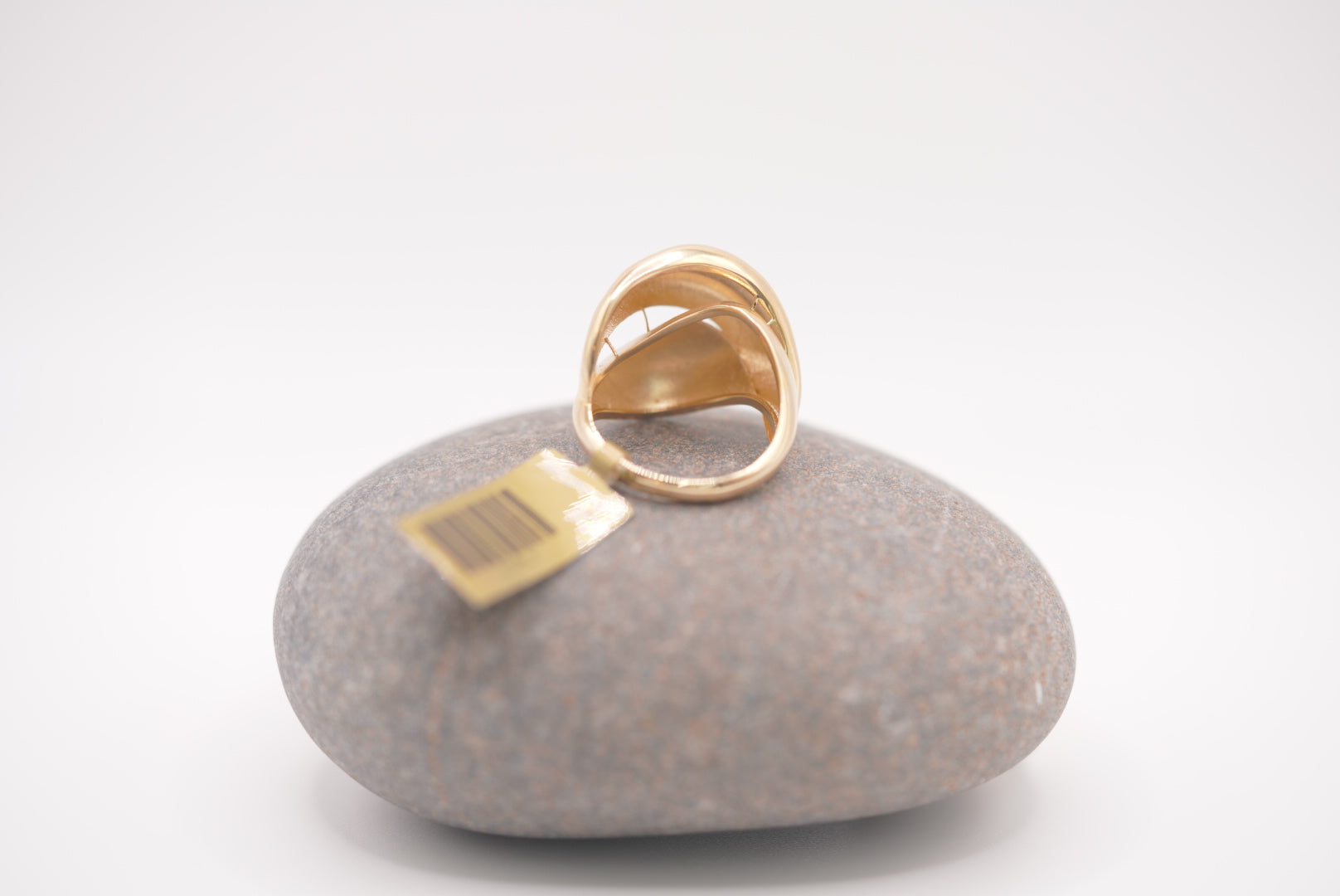 14k Women’s Ring - Classic Elegance