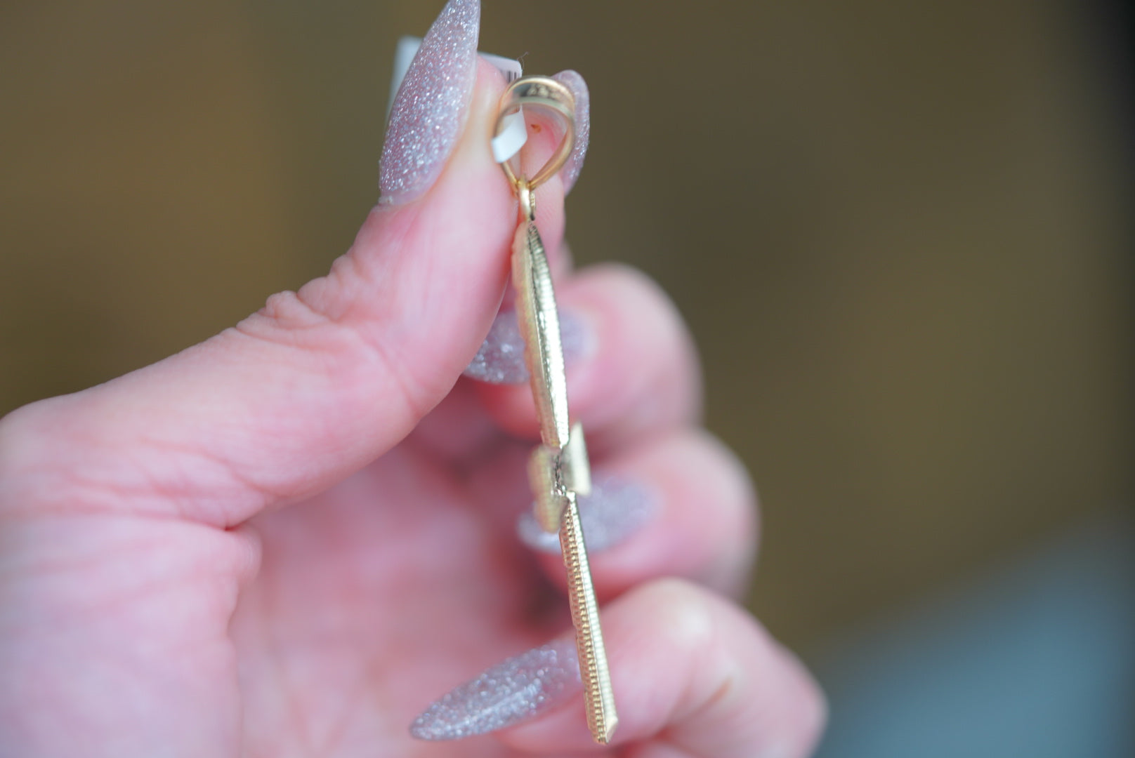 10k Pendant - Unique Cross