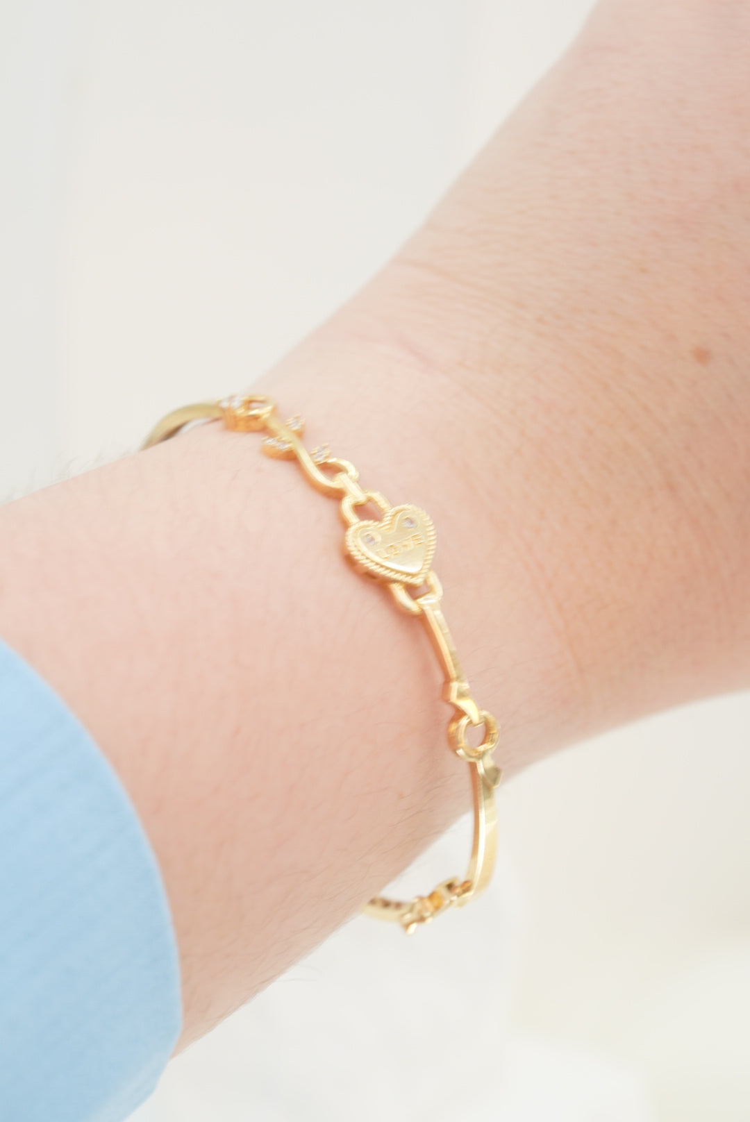 14k Bangle - Heart Love