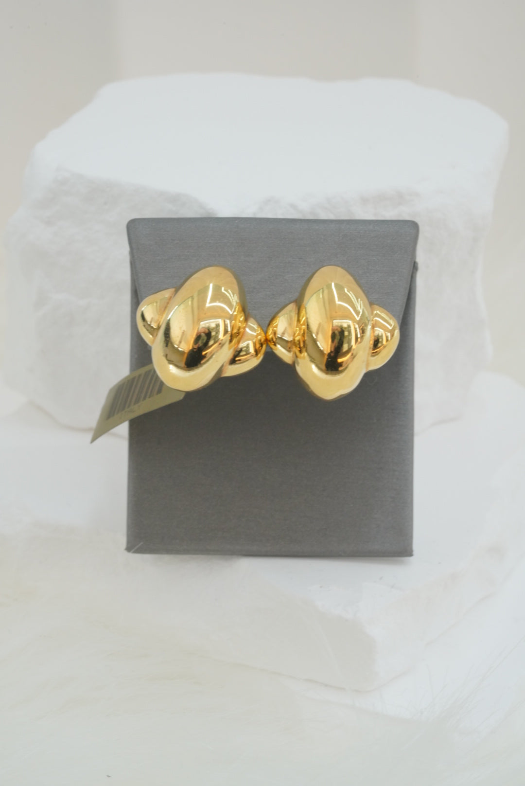 14k Earrings - Puffed Flower