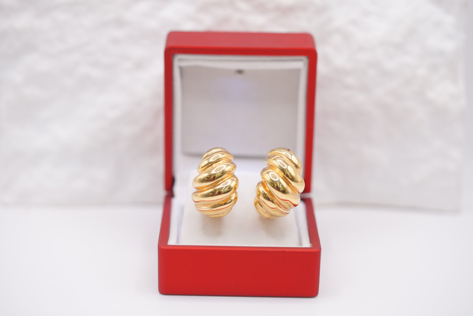 14k Hoop Earrings - Chic Orbit