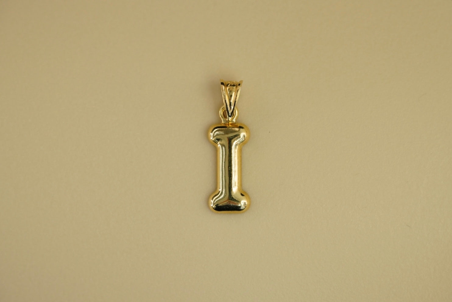 10k Chubby Initial Pendant