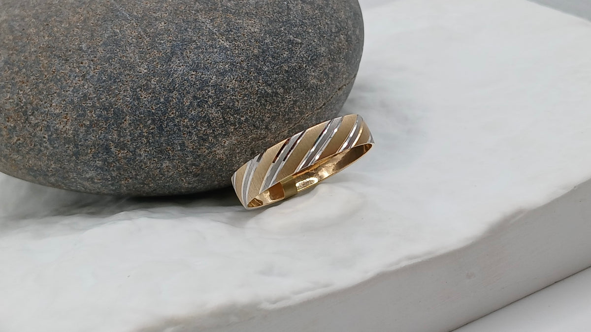 14k Alliance Ring - Shiny Love