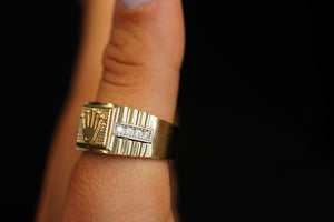 14k Two Gold Crown Ring