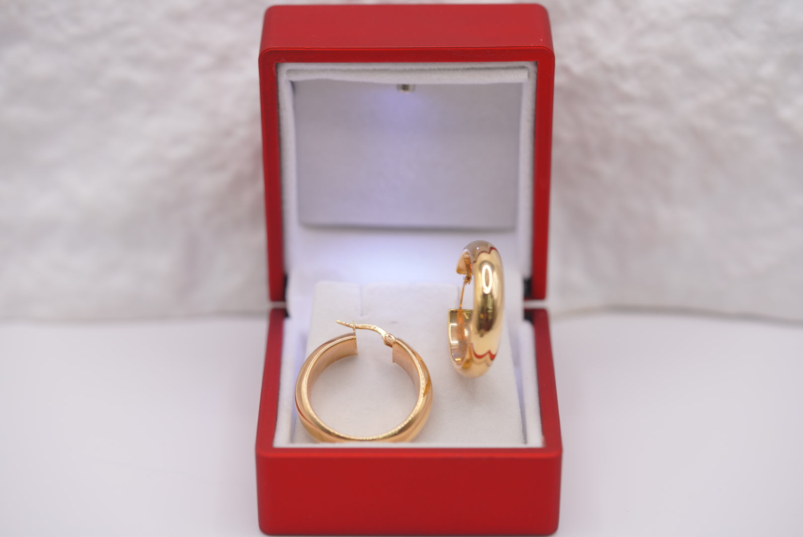 14k Hoop Earrings - Eternal Loop